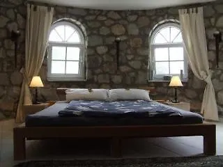 Citrus Hotel